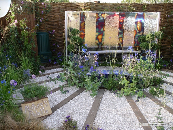 Hampton Court Palace Flower Show 2004 - Show Garden - Nature's Palette